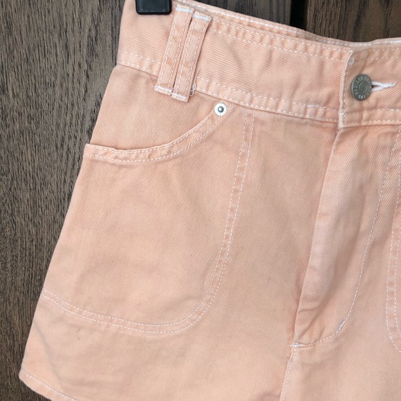 Urban Outfitters Peach Pocket Shorts 27 - Picture 2 of 6